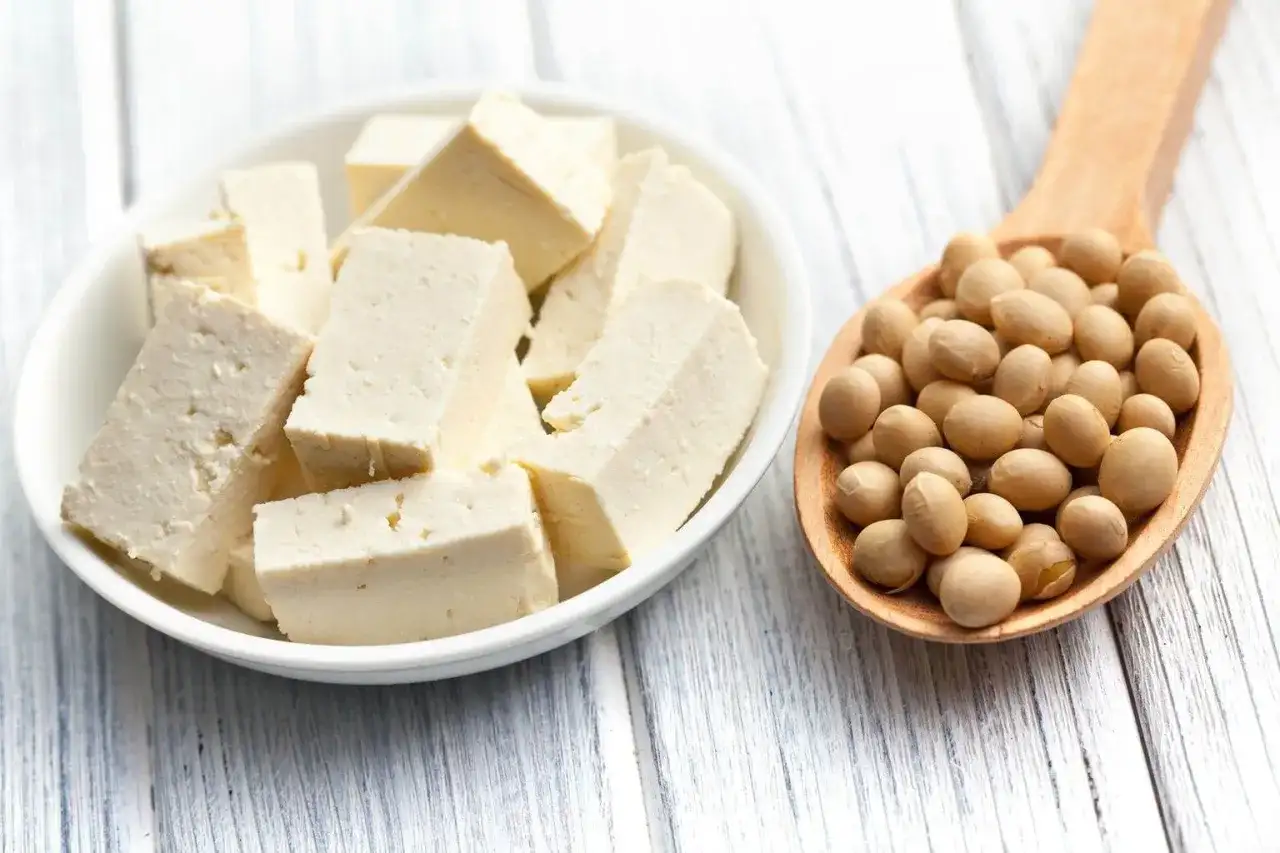 Tofu co to jest i jak je przygotować, żeby było smaczne?